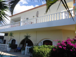 Отель Casa Marechen  Эль Медано